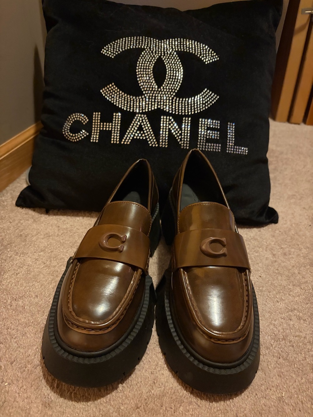 Coach women med Brown Leather Penny Loafers with Black Soles-authentic